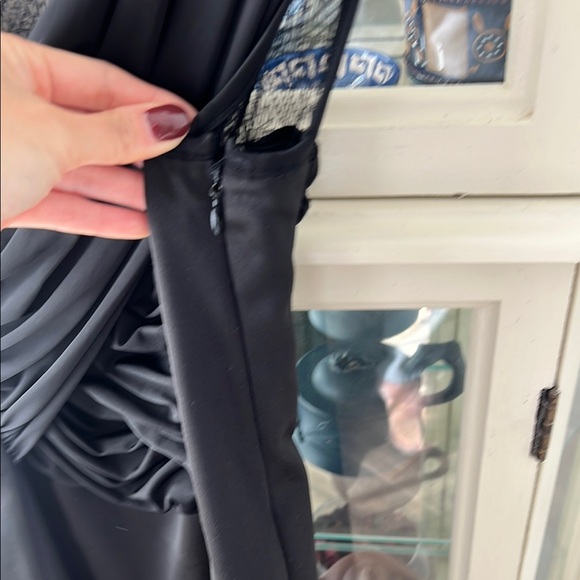 Black satin mini with lace detail - Picture 3 of 6